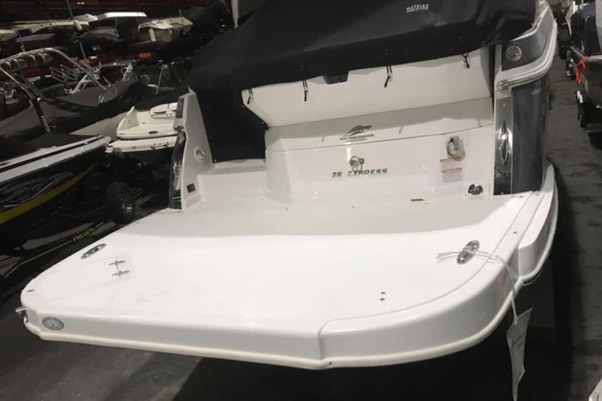 Regal 28 Express 2019